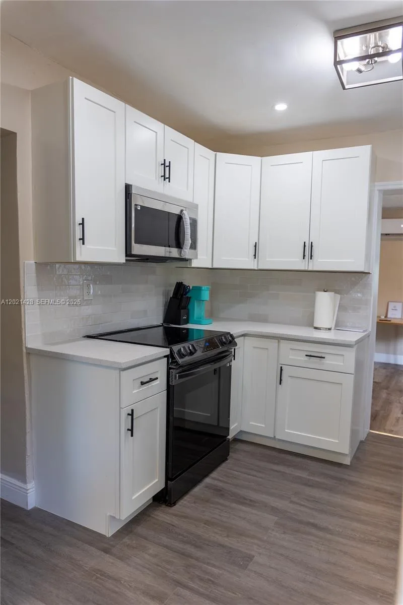 250 NW 14th Way, Dania Beach, FL 33004 photo 6