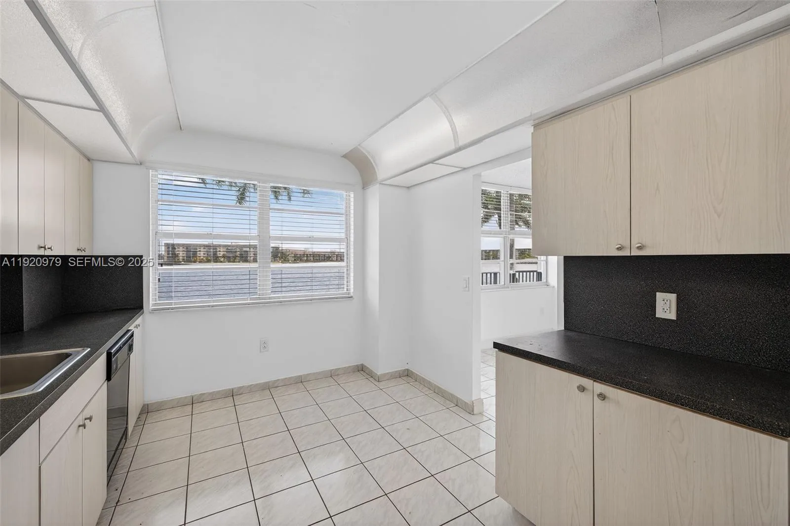 2851 NE 183rd St # 216E, Aventura, FL 33160 photo 13
