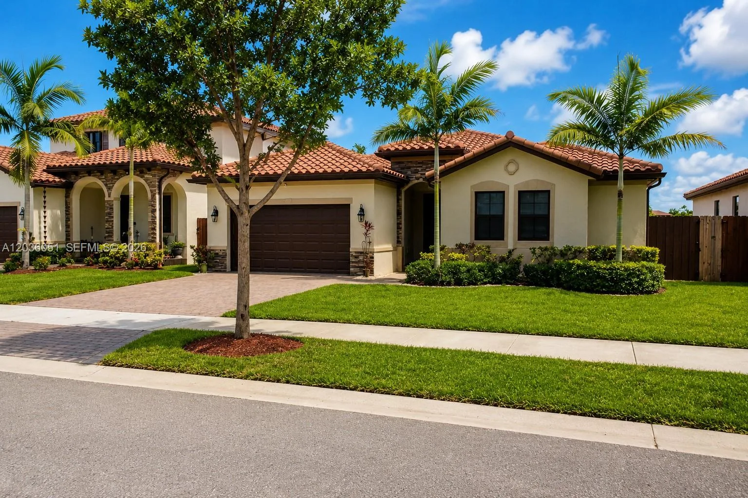 2450 SE 1st St, Homestead, FL 33033