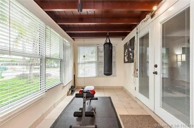1025 NE 17th Way, Fort Lauderdale, FL 33304 photo 11