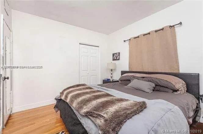 1025 NE 17th Way, Fort Lauderdale, FL 33304 photo 6