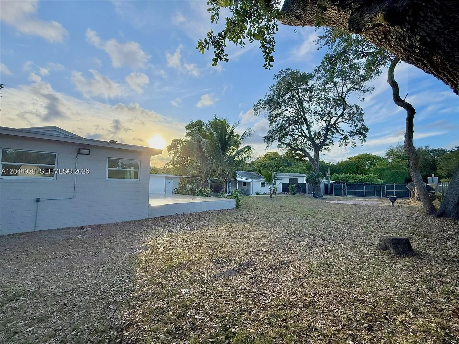 947 NE 149th St, Miami, FL 33161 photo 4