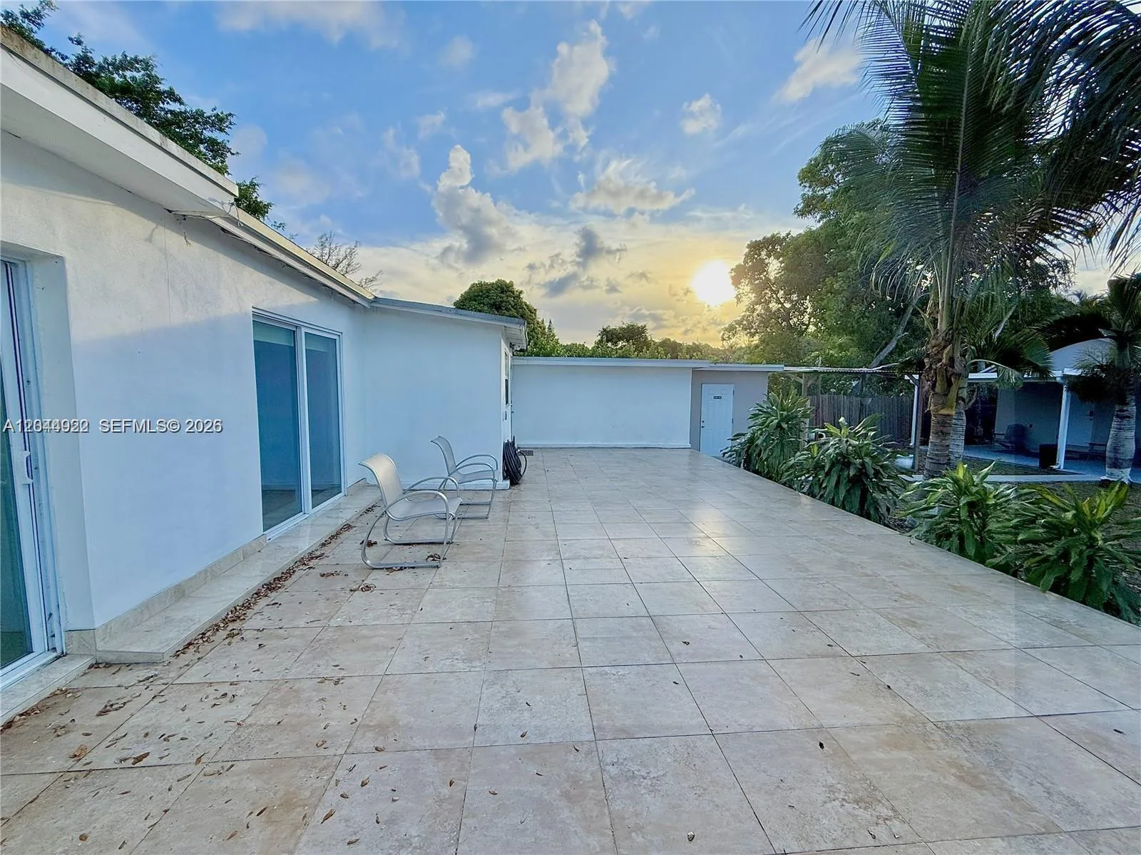 947 NE 149th St, Miami, FL 33161 photo 8