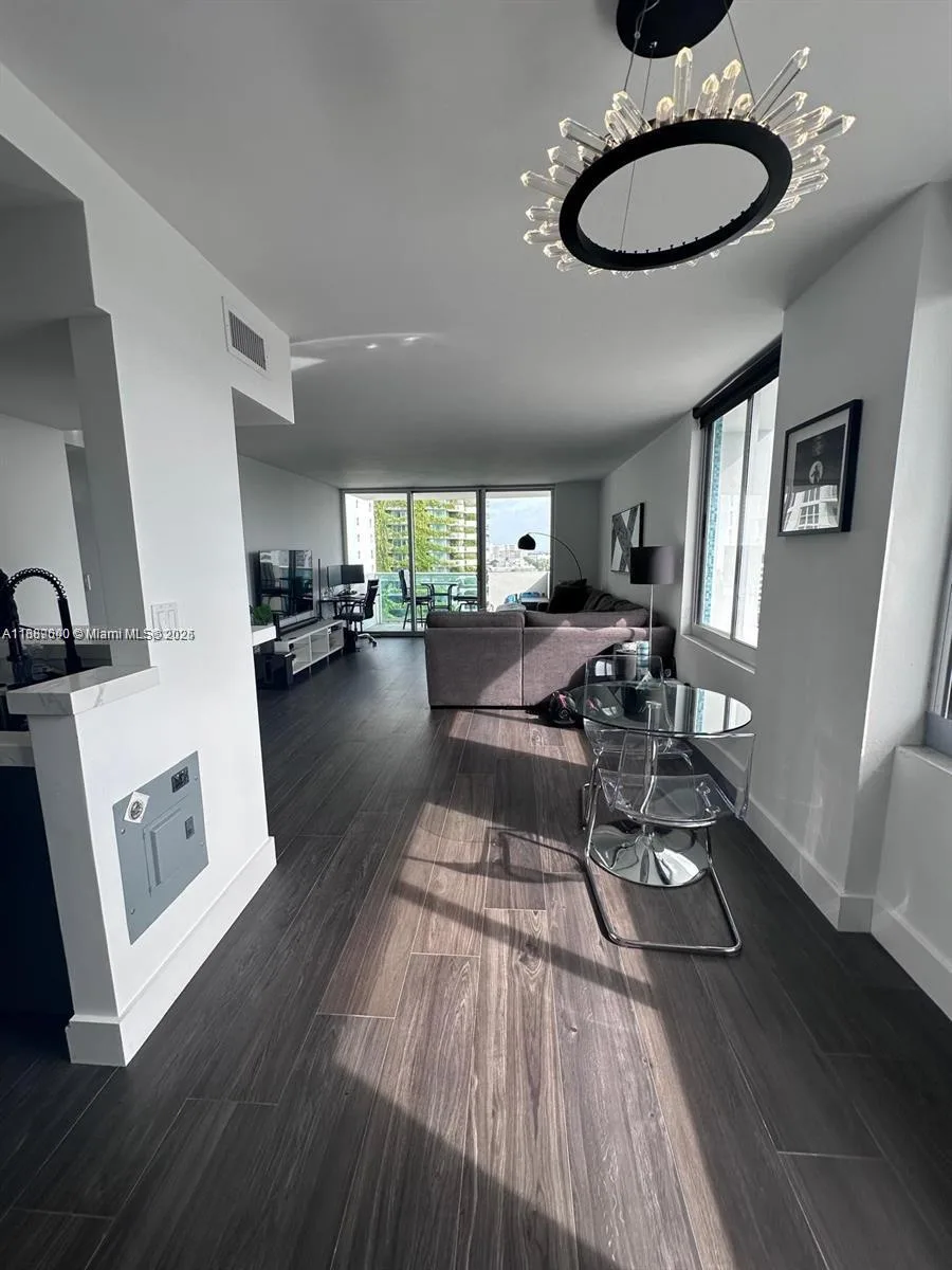 1200 West Ave # 916, Miami Beach, FL 33139 photo 2