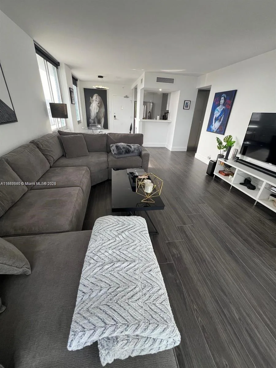 1200 West Ave # 916, Miami Beach, FL 33139 photo 3