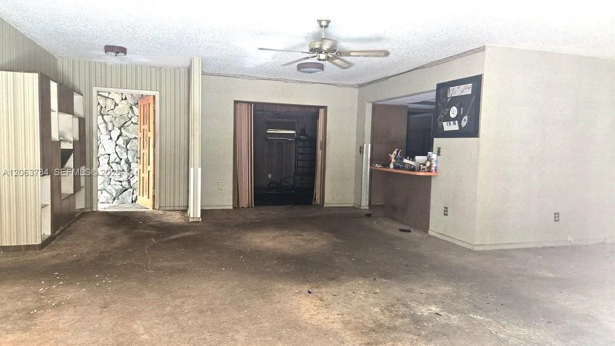 185 NE 129th St, North Miami, FL 33161 photo 5