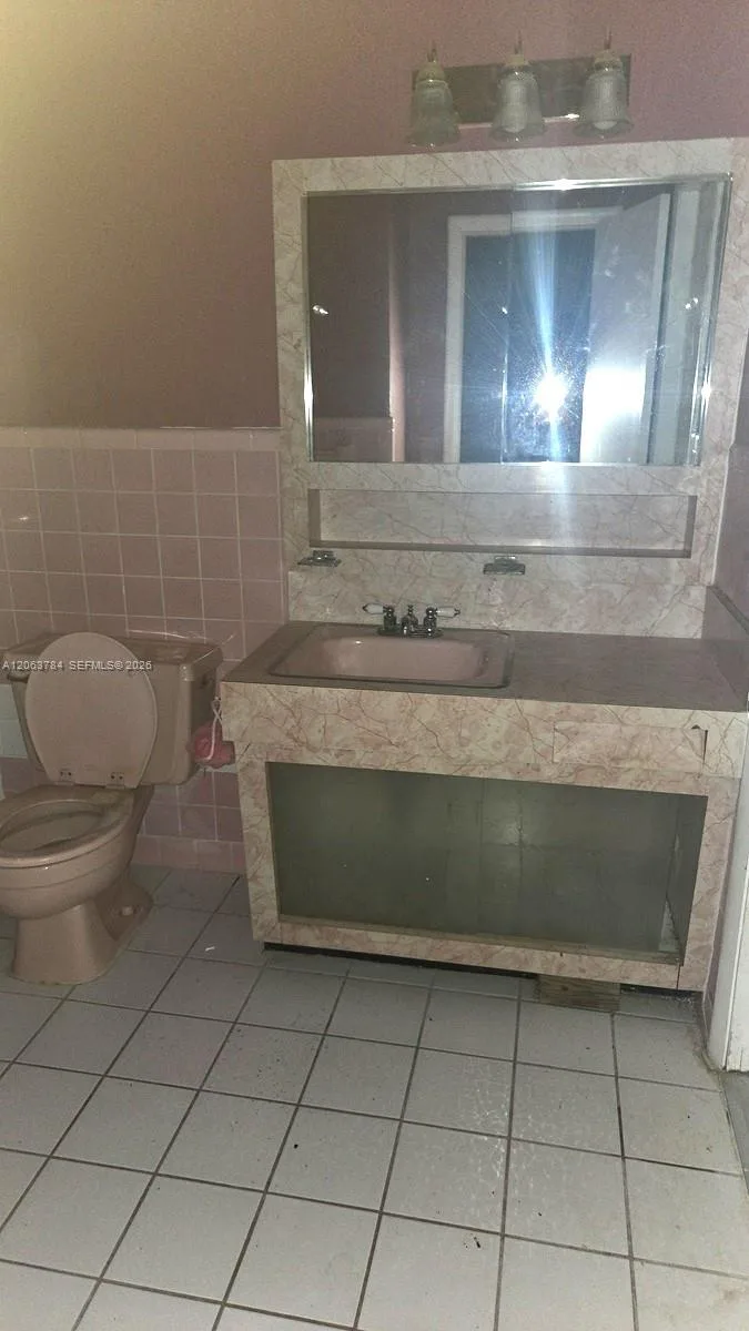 185 NE 129th St, North Miami, FL 33161 photo 9