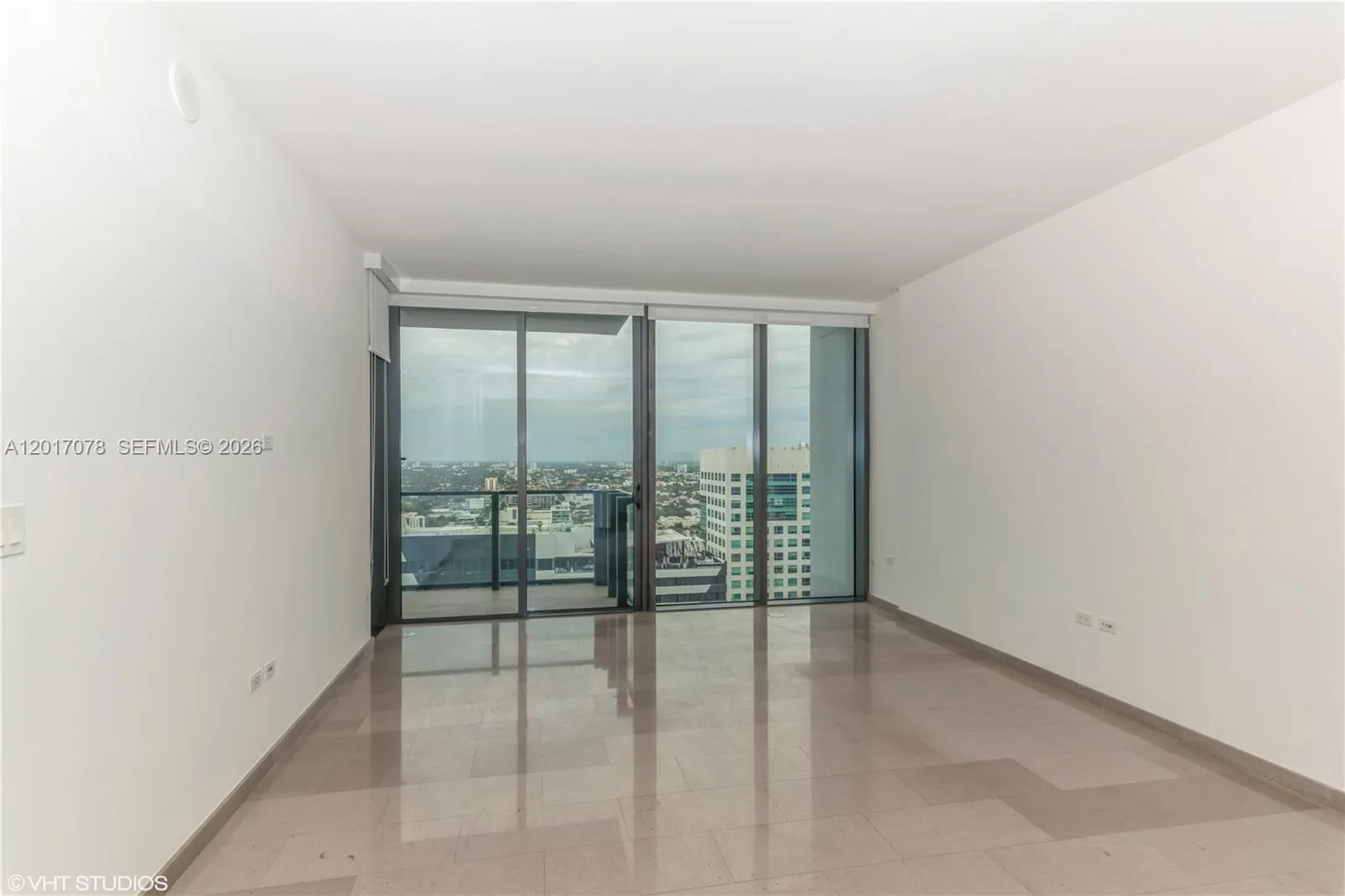 88 SW 7th St # 2508, Miami, FL 33130 photo 4