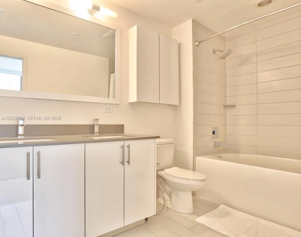 999 SW 1st Ave # 2404, Miami, FL 33130 photo 9