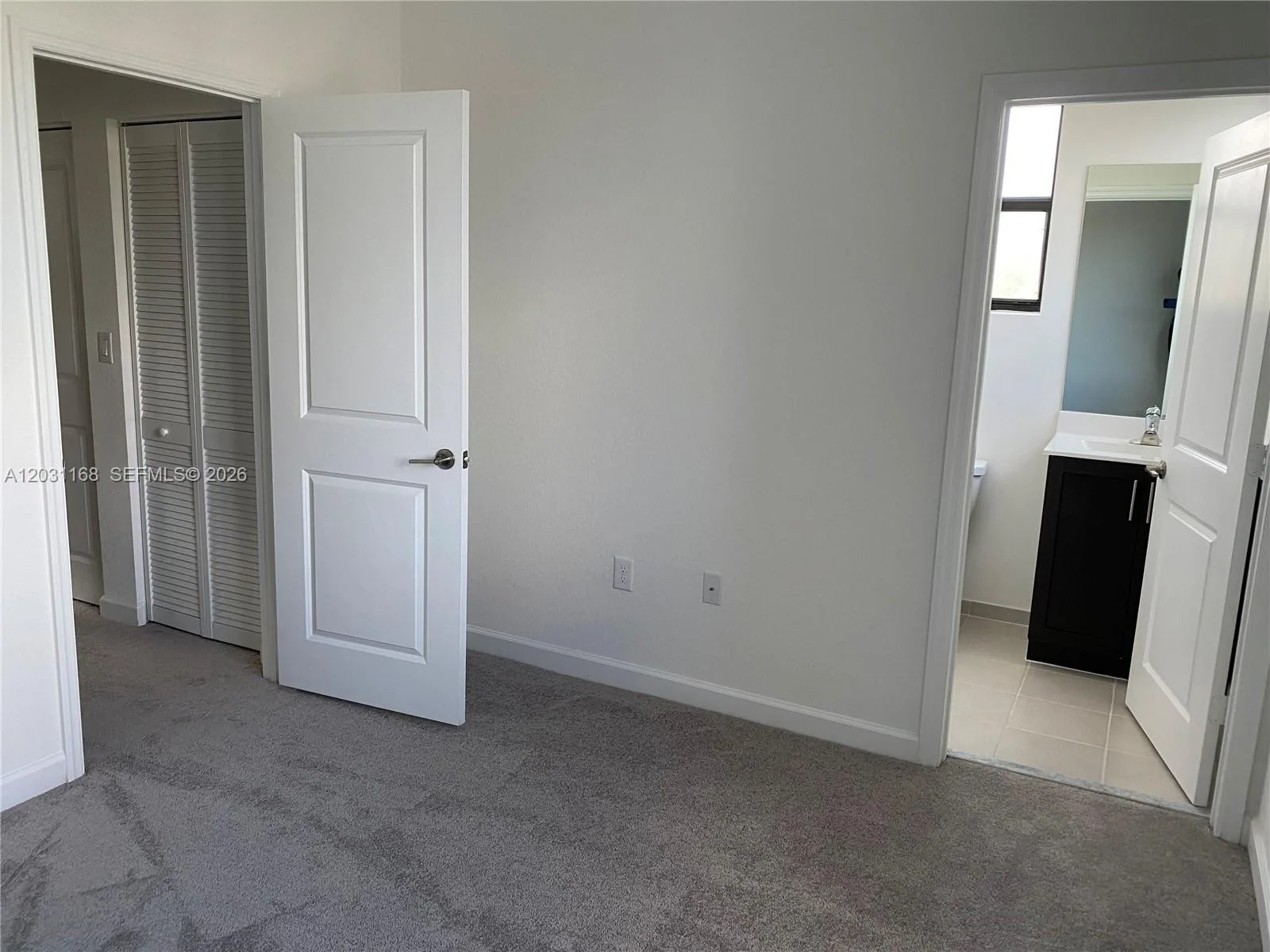 21466 NE 3 Place, Miami, FL 33179 photo 10