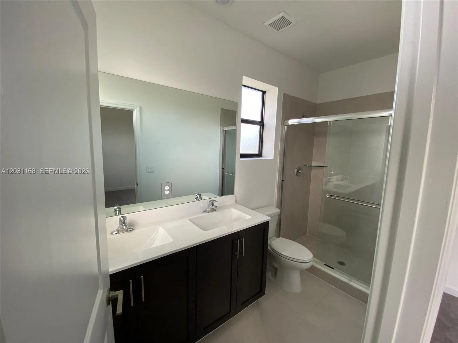 21466 NE 3 Place, Miami, FL 33179 photo 11