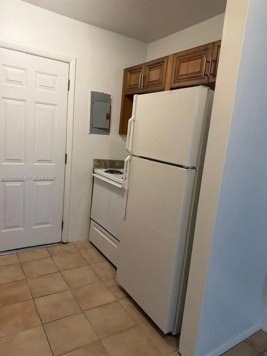 1019 NW 52nd St # A, Miami, FL 33127 photo 5