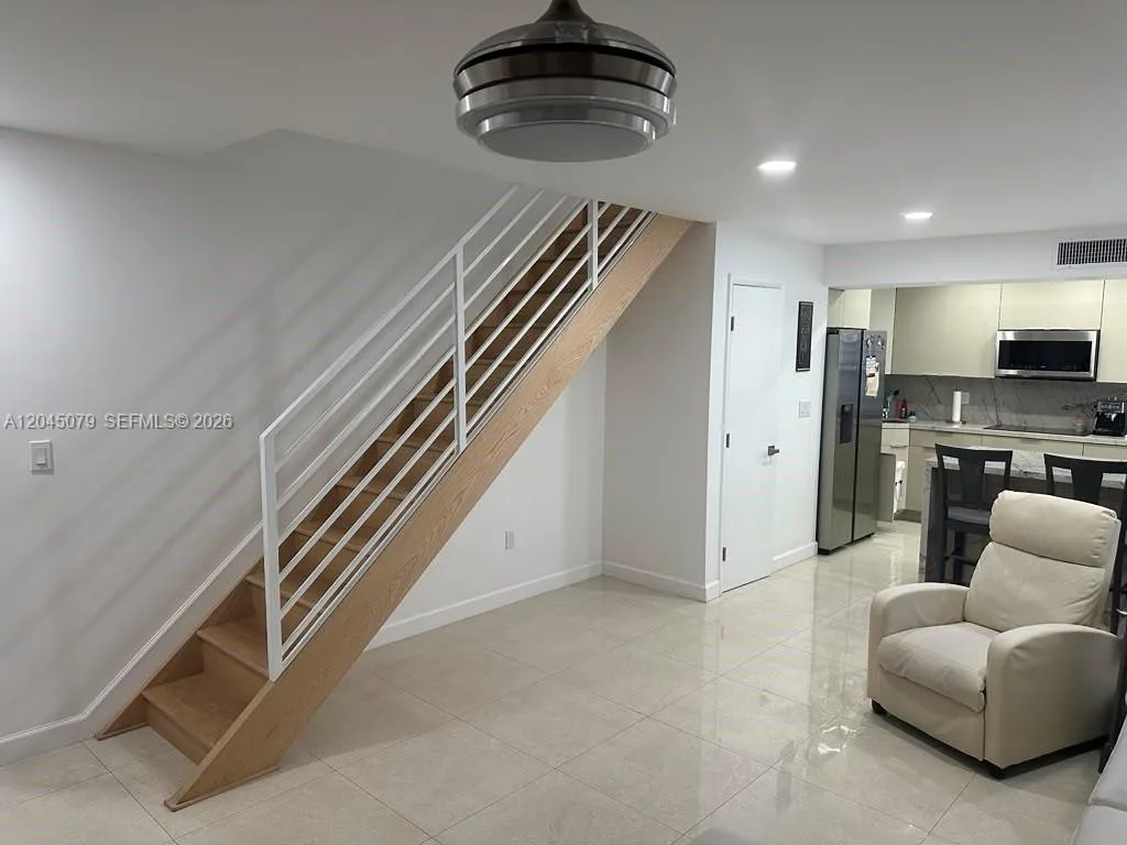 1560 W 46th St # 228, Hialeah, FL 33012 photo 2
