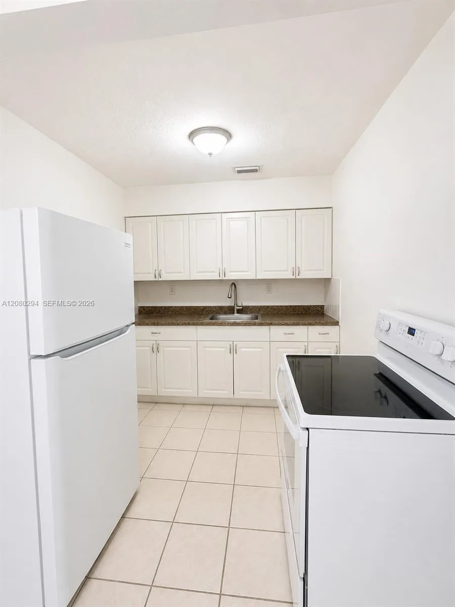 6525 SW 25th St, Miramar, FL 33023 photo 3
