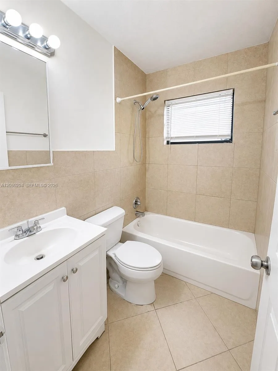 6525 SW 25th St, Miramar, FL 33023 photo 4
