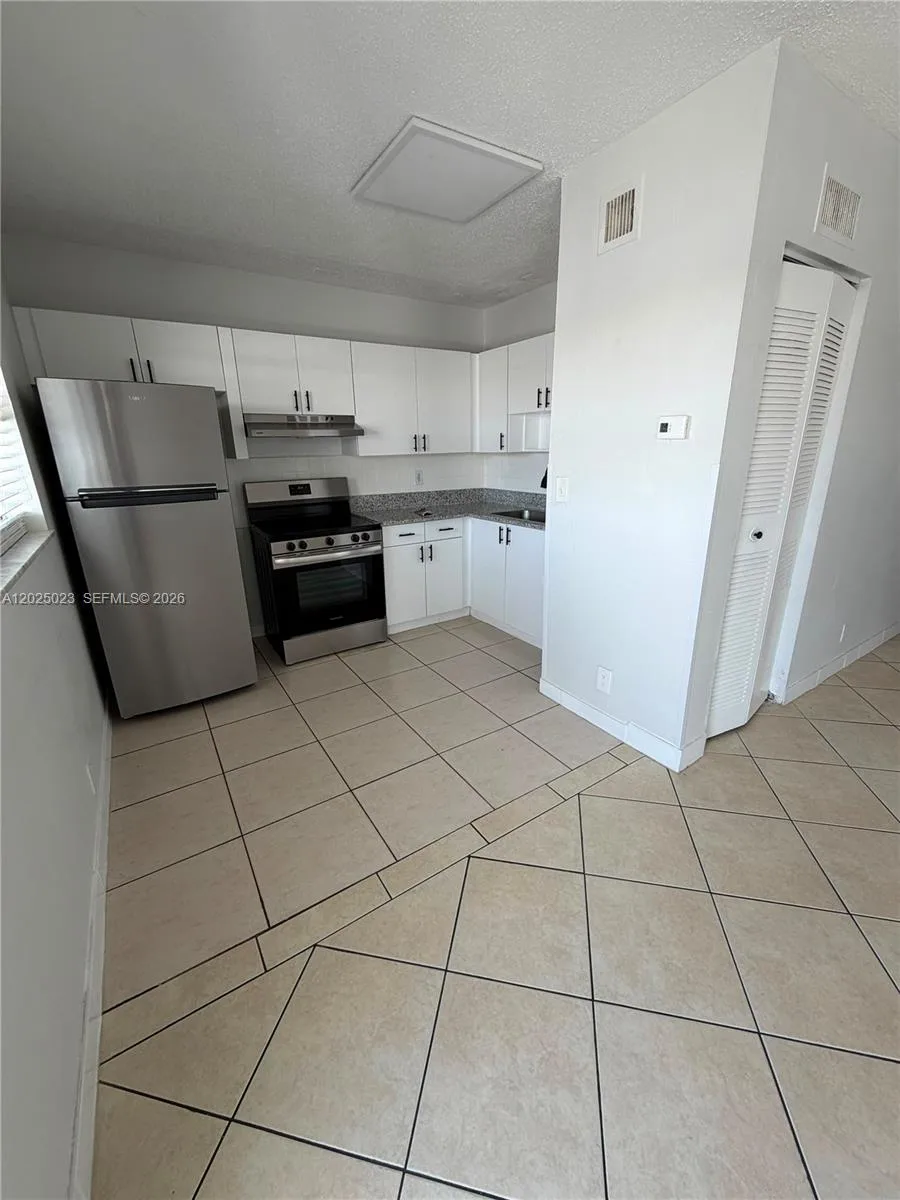 351 NW 42ND CT # 208, Pompano Beach, FL 33064