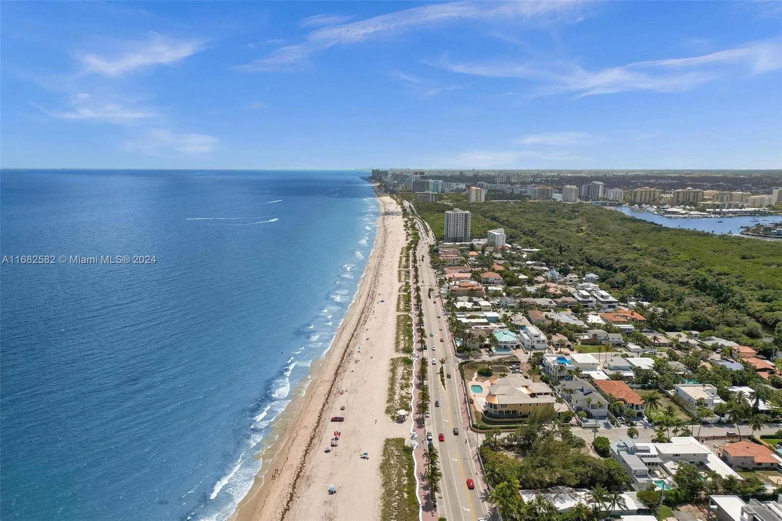 Shore Club Towers – photo 27