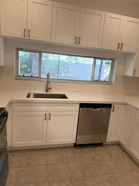 2927 Bogota Avenue, Hollywood, FL 33026 photo 5