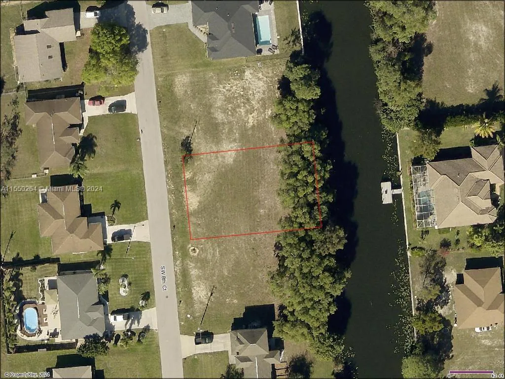 1019 SW 8th CT, Cape Coral, FL 33991