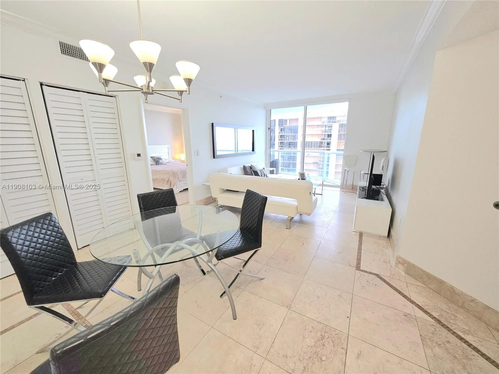 6365 Collins Ave # 1511, Miami Beach, FL 33141 photo 2