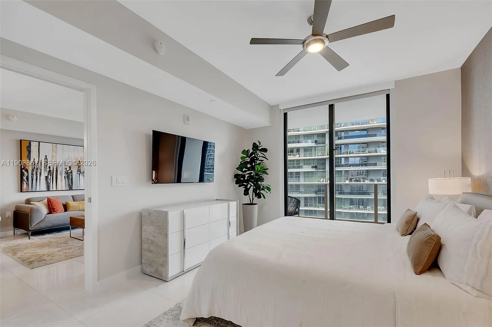 1010 Brickell Ave # 4309, Miami, FL 33131 photo 11