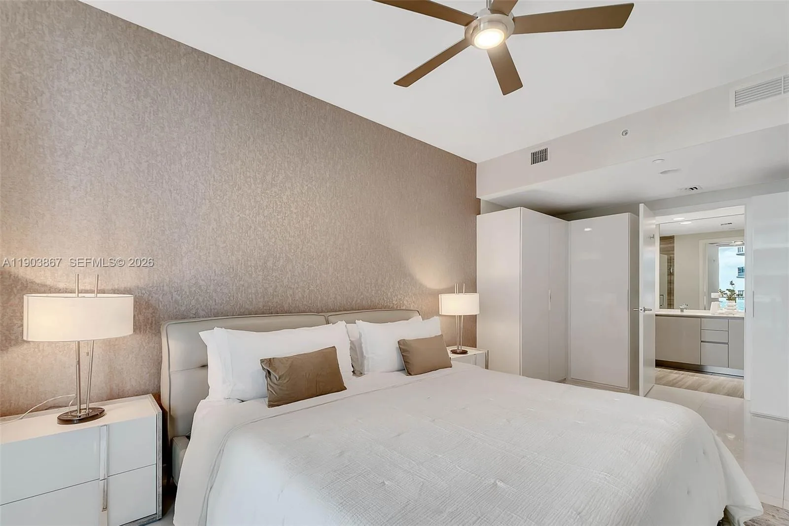 1010 Brickell Ave # 4309, Miami, FL 33131 photo 12