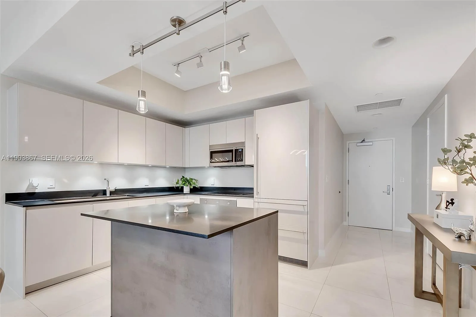1010 Brickell Ave # 4309, Miami, FL 33131 photo 7