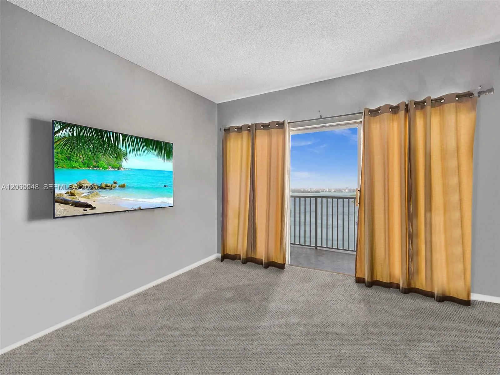 300 Bayview Dr # 1914, Sunny Isles Beach, FL 33160 photo 4