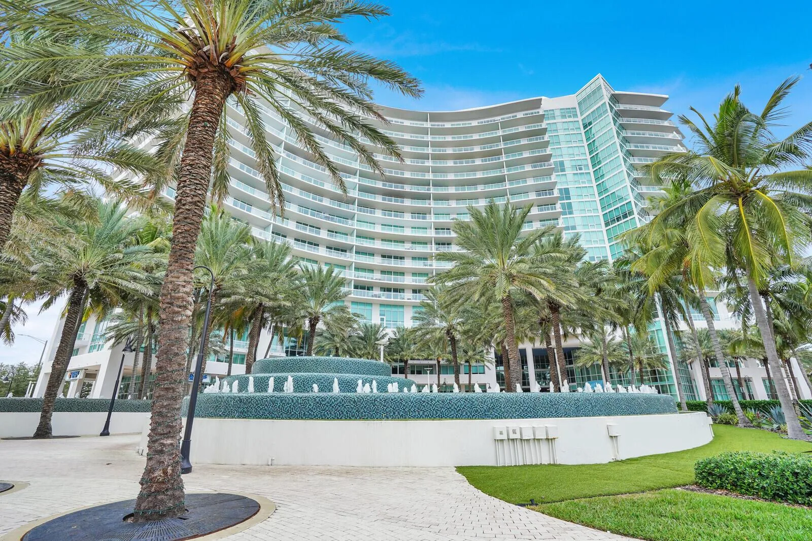 1 N Ocean Boulevard # 814, Pompano Beach, FL 33062
