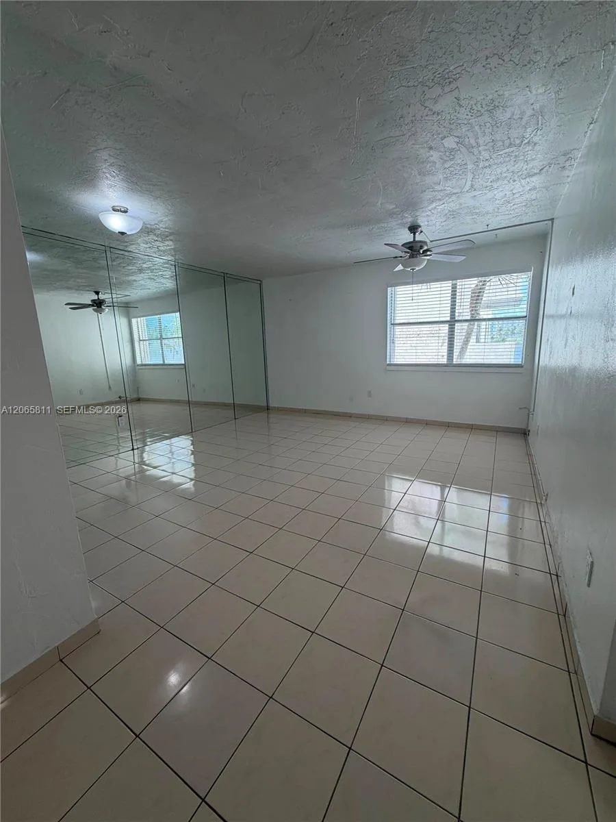 5501 NW 7th St # E204, Miami, FL 33126 photo 5