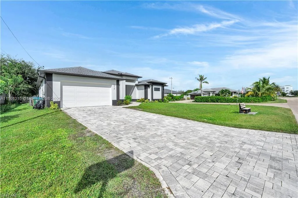 2218 SW 25th st, Cape Coral, FL 33914 photo 4