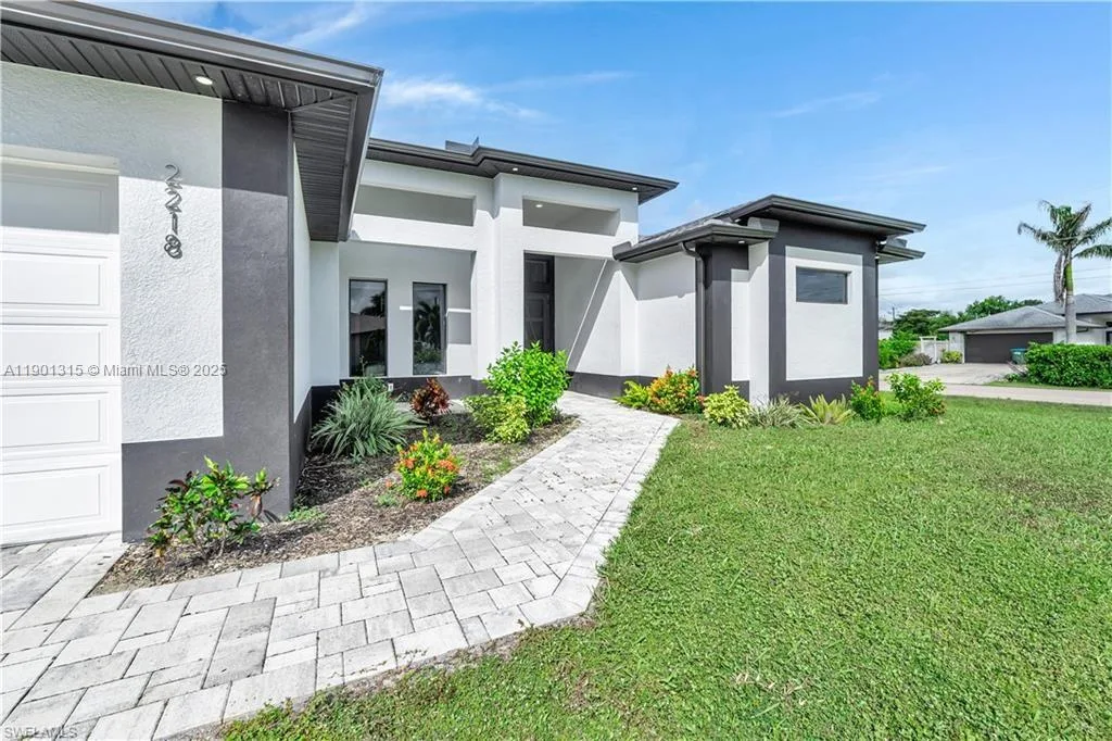 2218 SW 25th st, Cape Coral, FL 33914 photo 5