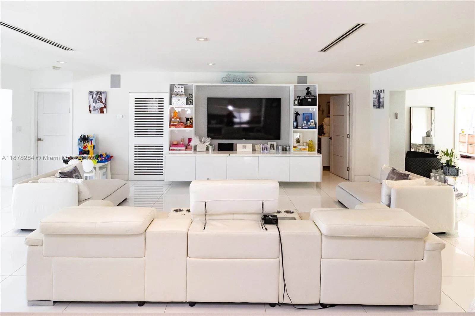 1215 N Biscayne Point Rd, Miami Beach, FL 33141 photo 10