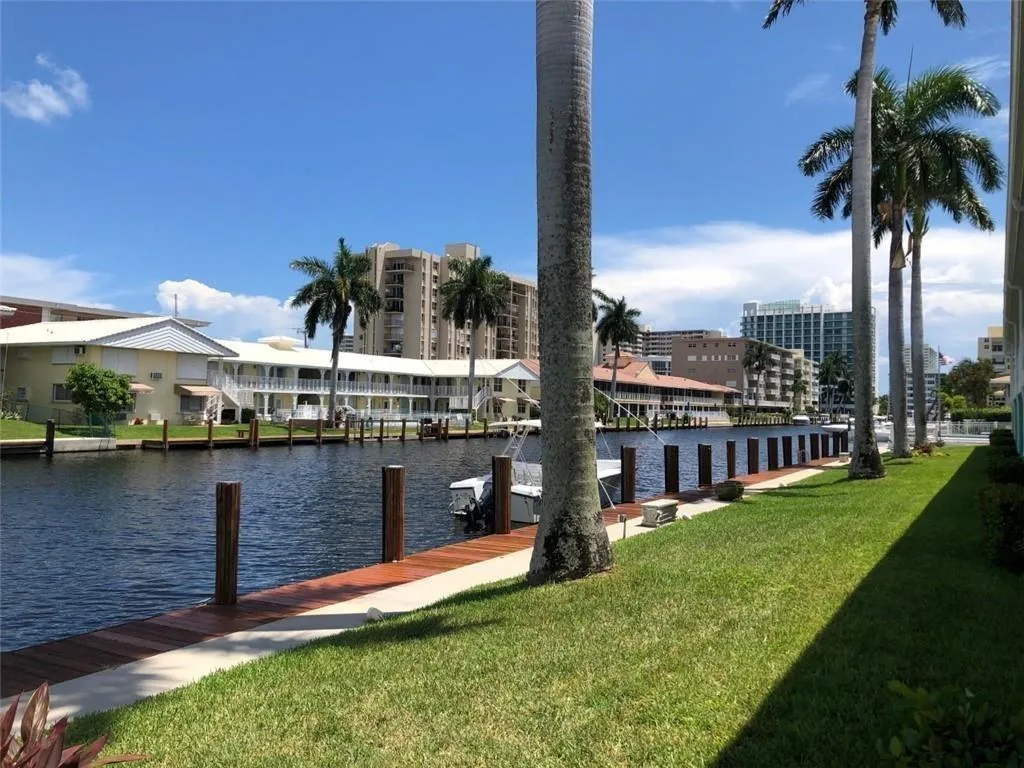 2841 NE 32nd Street # 2, Fort Lauderdale, FL 33306 photo 3