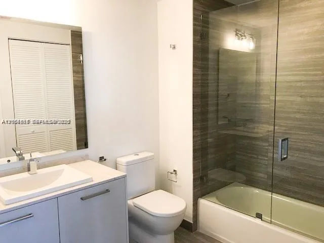 1010 Brickell Ave # 4609, Miami, FL 33131 photo 9