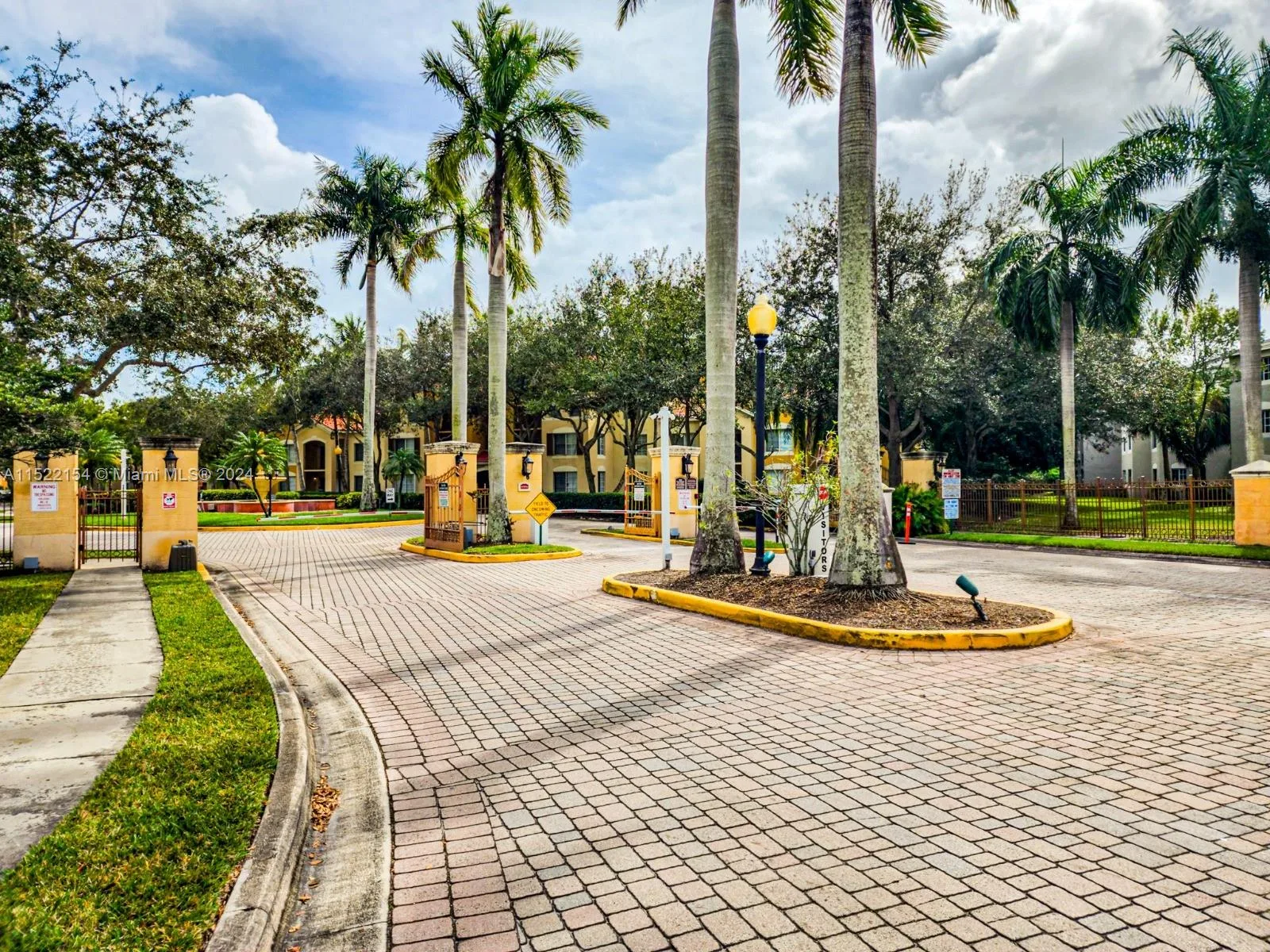 4151 San Marino Blvd # 202, West Palm Beach, FL 33409 photo 3