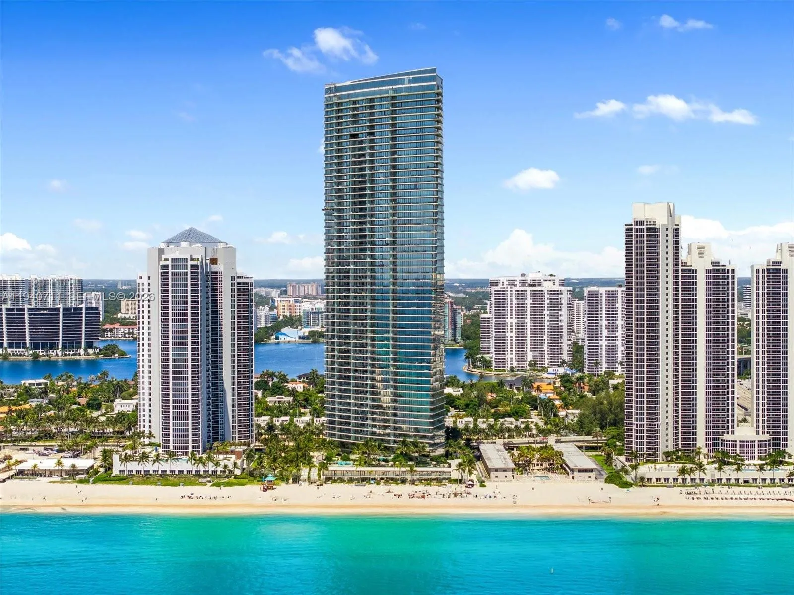 18975 Collins Ave # 302, Sunny Isles Beach, FL 33160 photo 3