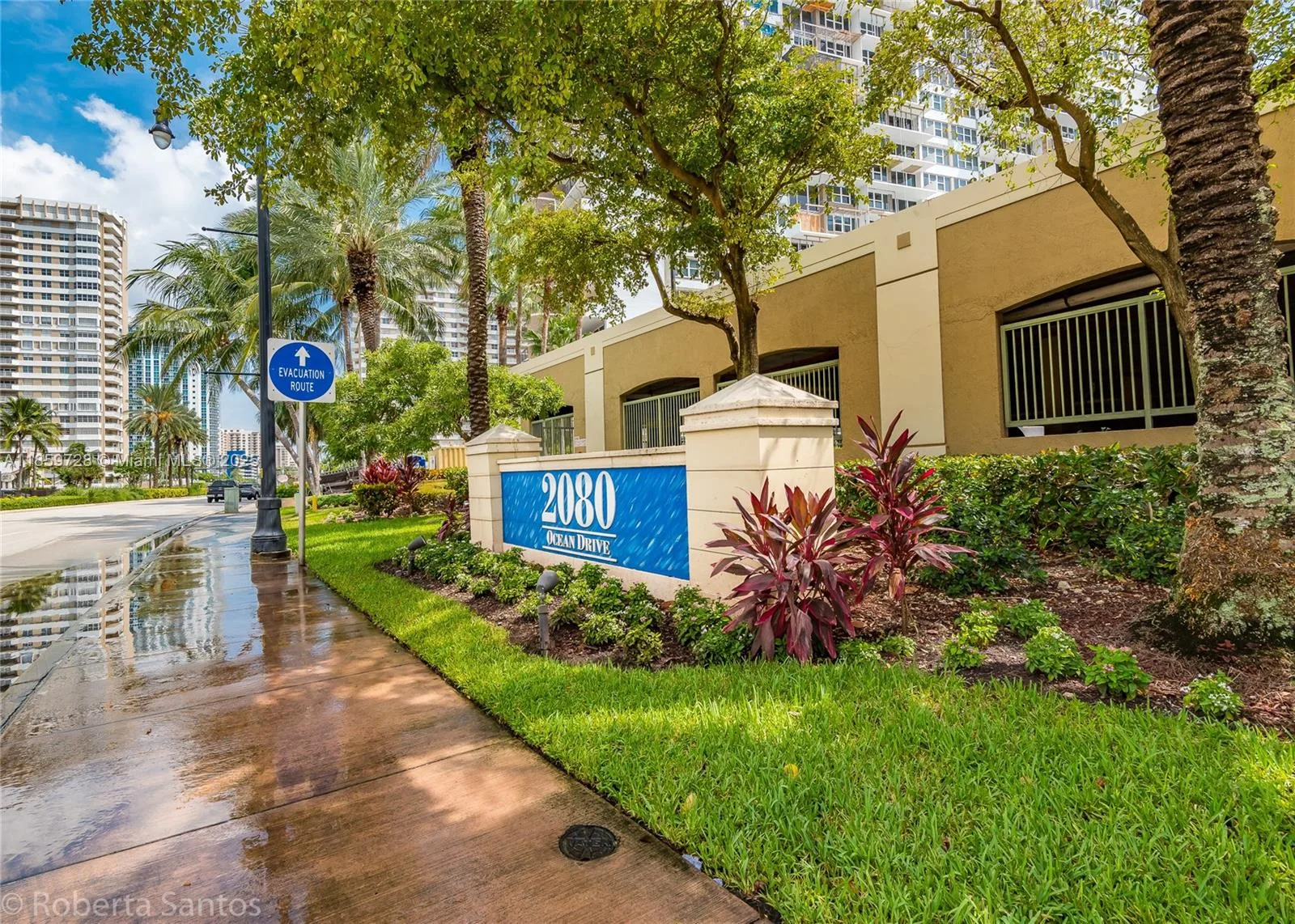 2080 S Ocean Dr # 602, Hallandale Beach, FL 33009