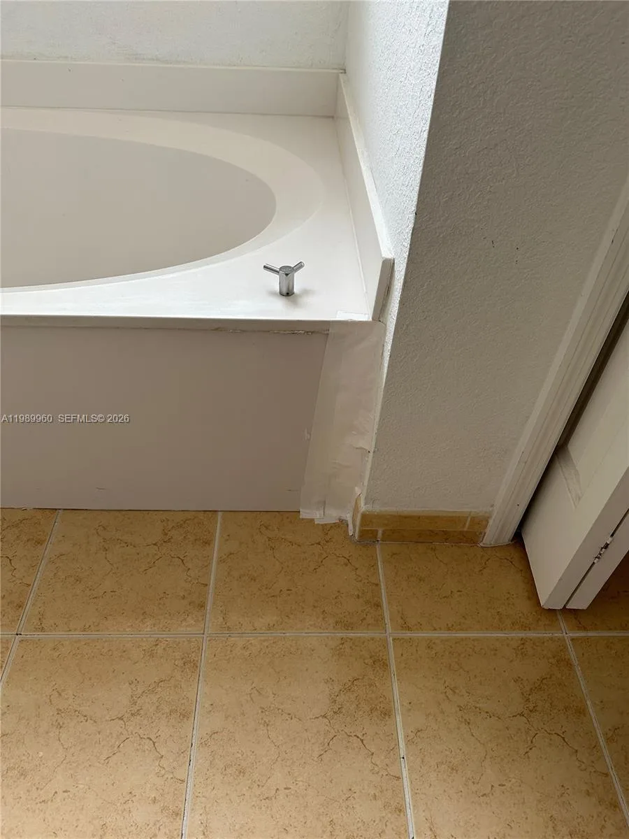 16602 SW 78th Ter, Miami, FL 33193 photo 10