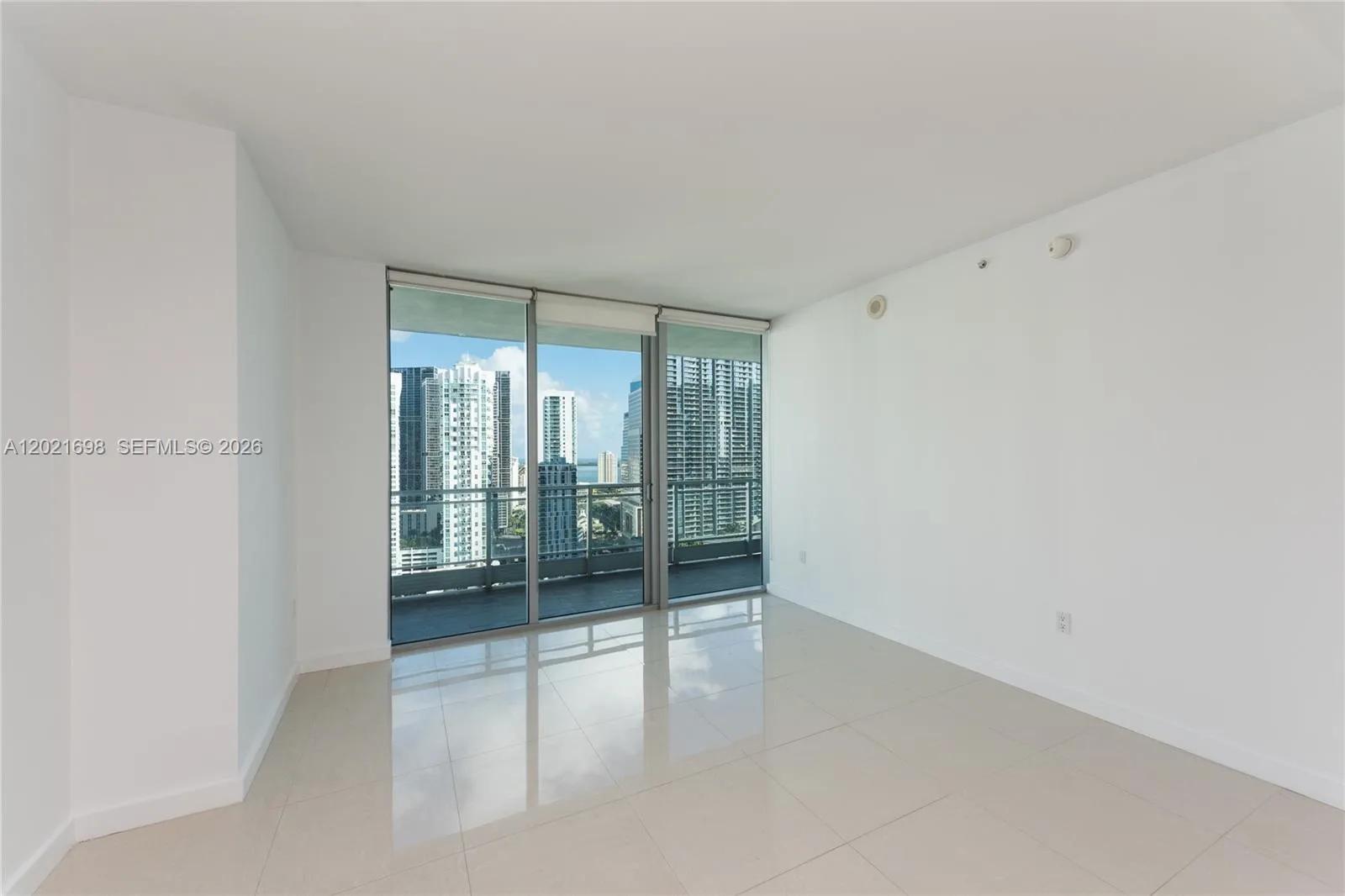 92 SW 3rd Street # 2812, Miami, FL 33130 photo 5
