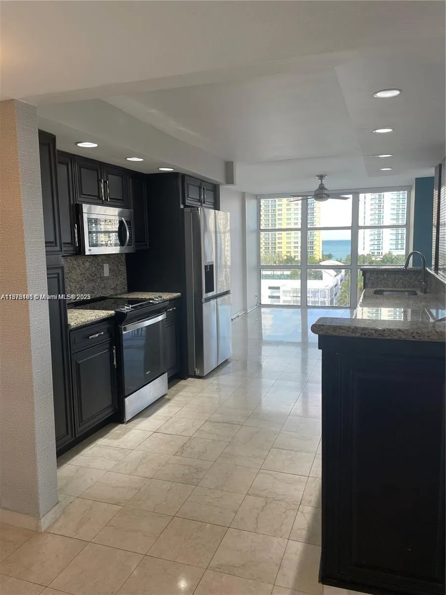 1000 Parkview Dr # 920, Hallandale Beach, FL 33009 photo 9