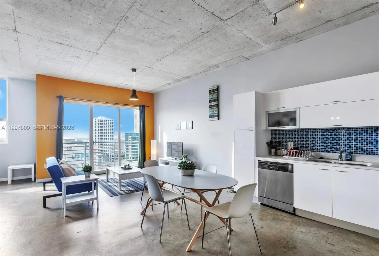 133 NE 2nd Ave # 2015, Miami, FL 33132