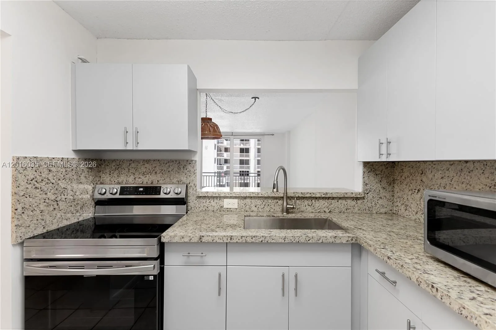 345 Ocean Dr # 424, Miami Beach, FL 33139 photo 3