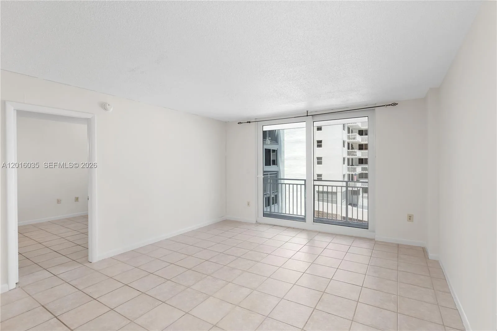 345 Ocean Dr # 424, Miami Beach, FL 33139 photo 6