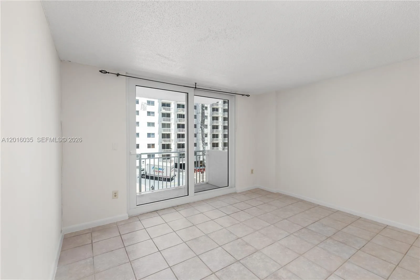 345 Ocean Dr # 424, Miami Beach, FL 33139 photo 7