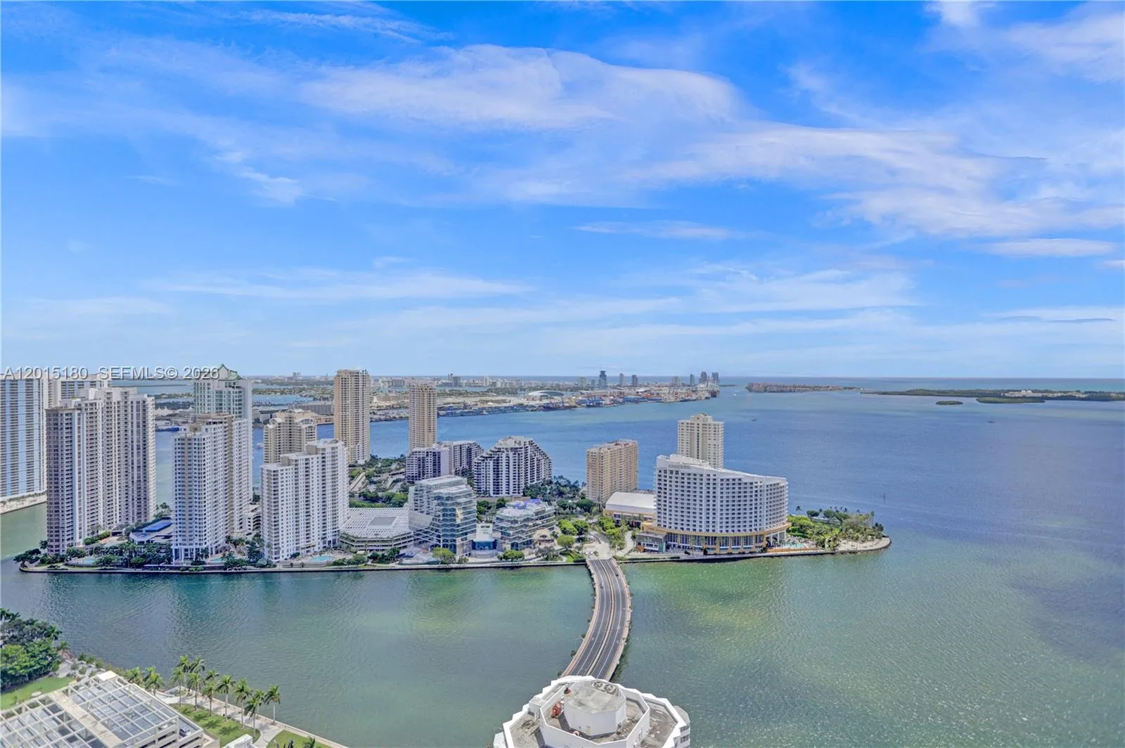950 Brickell Bay Dr # 4610, Miami, FL 33131
