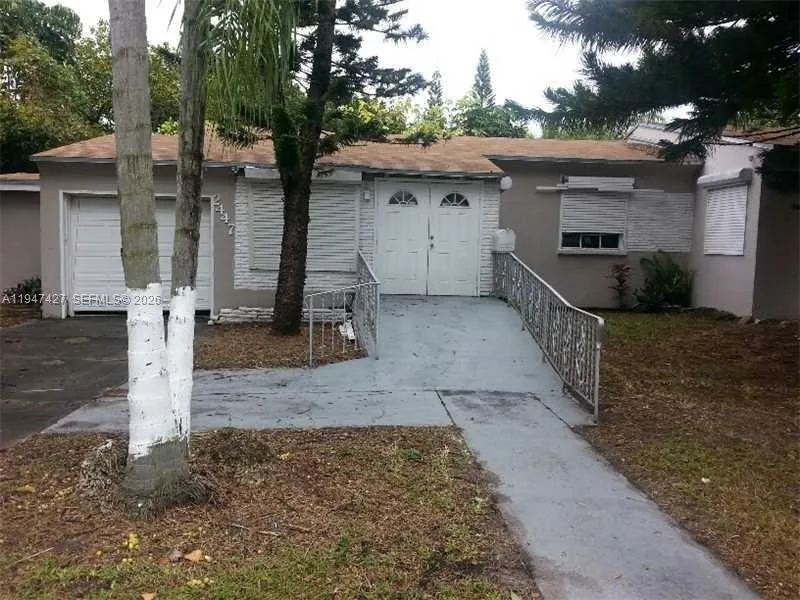 2447 Pierce St # 1, Hollywood, FL 33020