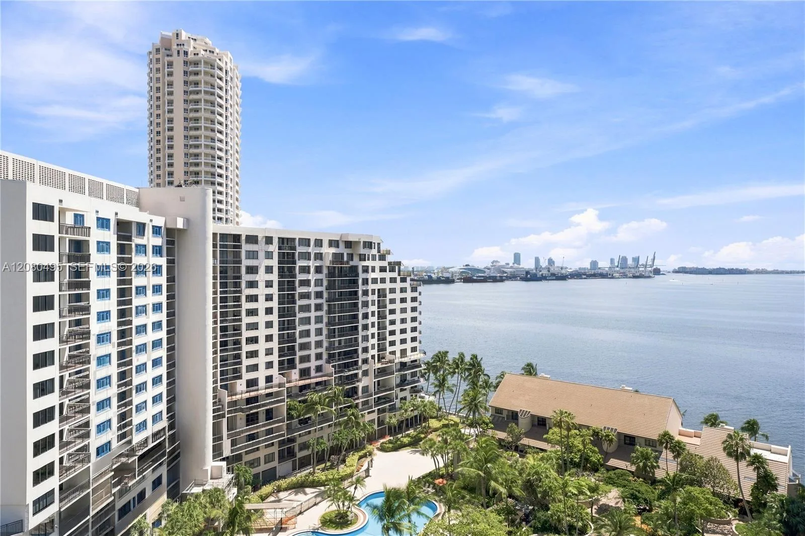 520 Brickell Key Dr # A1616, Miami, FL 33131