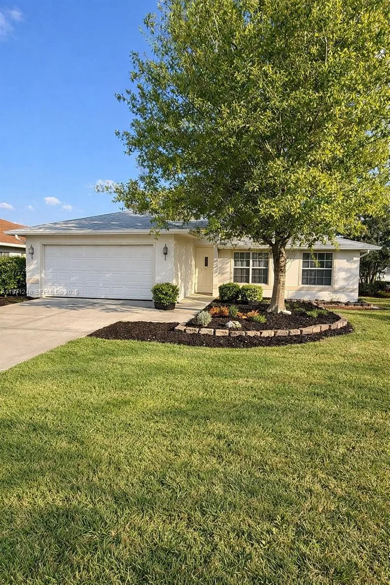 1518 SENIOR CT, Lehigh Acres, FL 33971