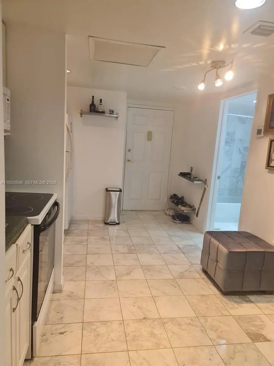 999 Brickell Bay Dr # 206, Miami, FL 33131 photo 12